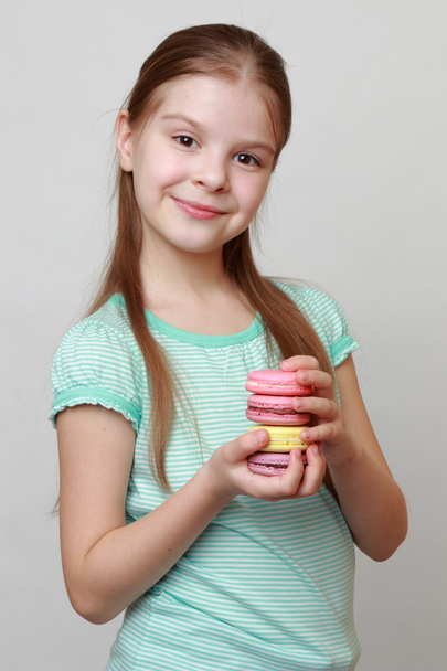 Little girl and food - Zdjęcie, obraz