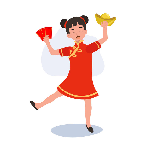 Niño feliz en traje tradicional chino con sobre rojo y barra de oro chino - Vector, Imagen