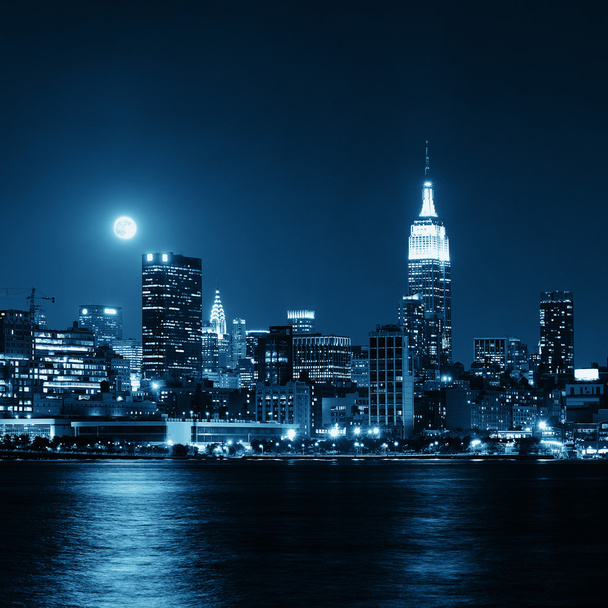 luna de salida de Manhattan
 - Foto, Imagen