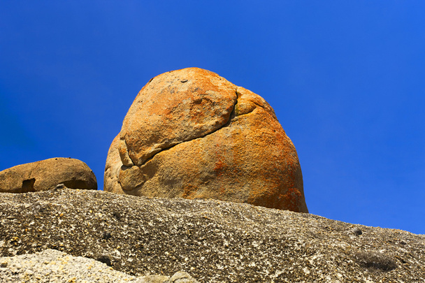 D'énormes rochers
 - Photo, image