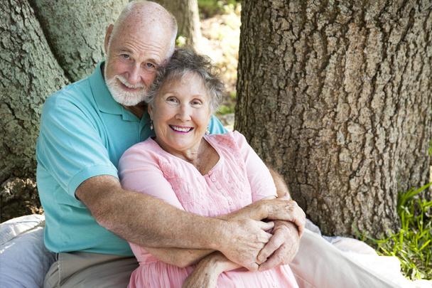 Loving Seniors Embrace - Фото, изображение