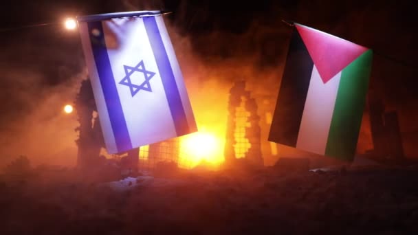 イスラエルとパレスチナの対立. 戦争によって燃え,破壊された都市. 戦争の創造的な装飾の危機の概念. 選択的なフォーカス - 映像、動画