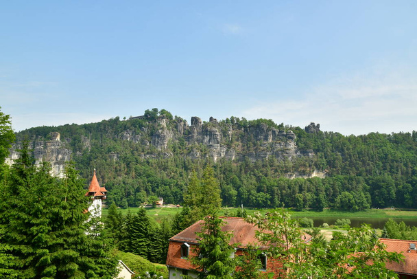Swizerland sajón reserva natural de Alemania bosque de roca hermosa. Foto de alta calidad - Foto, imagen