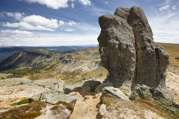 Maisema muodostumista kiviä Picos de Urbion. Soria, Espanja
 - Valokuva, kuva