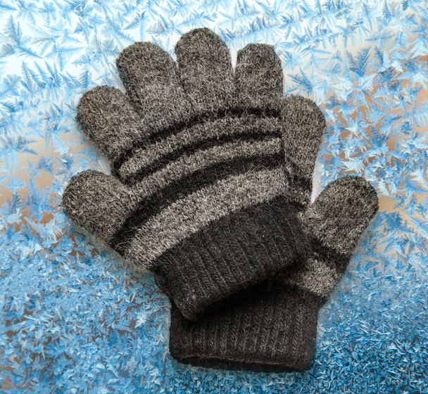 Wełniane rękawiczki dla dzieci - Zdjęcie, obraz