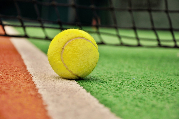 μπάλα του τένις - Φωτογραφία, εικόνα