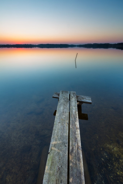 Seenlandschaft bei Sonnenuntergang - Foto, Bild