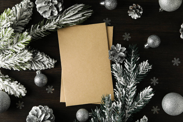 Carta de Natal em branco com decoração de Ano Novo. - Foto, Imagem