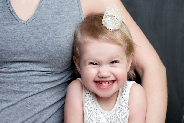 Funny little girl smiling - Fotografie, Obrázek