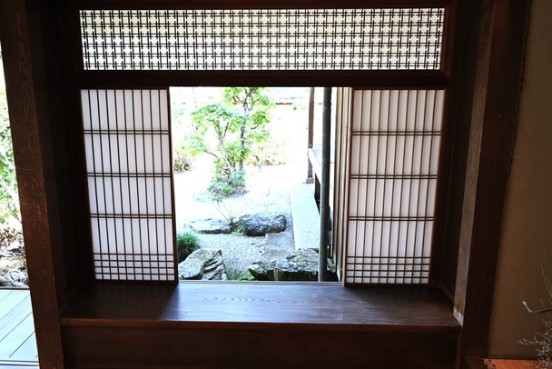 Japonské turistické informace. Femerova rezidence hlavního služebníka klanu Yagyu, známého svou šermířskou zručností v době Eda. Yagyu-machi, Nara City,  - Fotografie, Obrázek