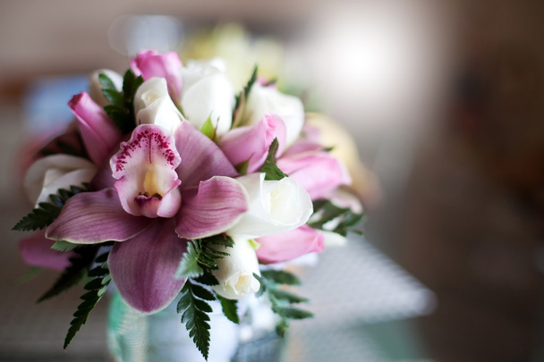 Pink wedding bouquet with roses and orchids - Fotó, kép