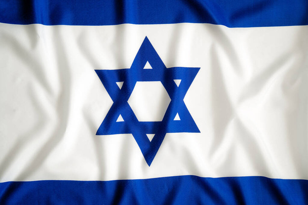 Ισραηλινή εθνική σημαία κυματίζει στο φόντο του ανέμου - Φωτογραφία, εικόνα