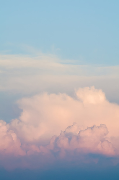 Paesaggio nuvoloso arancione verticale
 - Foto, immagini