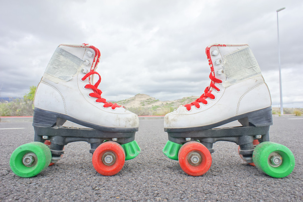 Vanha Vintage White Skate Boot - Valokuva, kuva