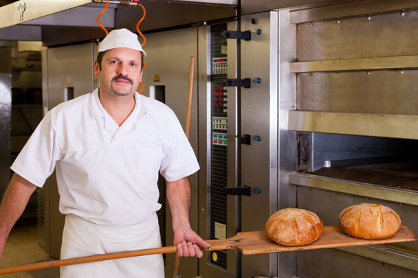 Mužské baker, pečení chleba - Fotografie, Obrázek
