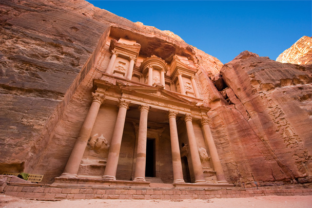 Petra en Jordania
 - Foto, Imagen