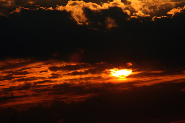 sugárzó naplemente 3 - Fotó, kép