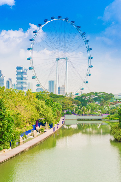 Singapore Flyer μπλε ουρανό - Φωτογραφία, εικόνα