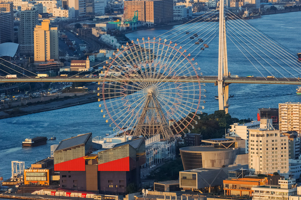 Bahía de Osaka en Osaka, Japón
 - Foto, imagen