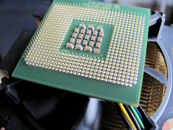 Ordinateur CPU et refroidisseur
 - Photo, image