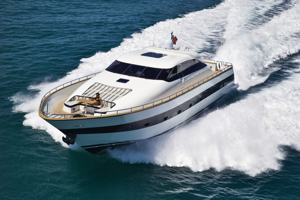 Italie, Mer Tyrrhénienne, Tecnomar 26 yacht de luxe, vue aérienne
 - Photo, image