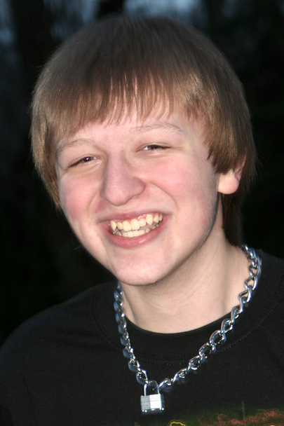 Garoto adolescente sorridente
 - Foto, Imagem