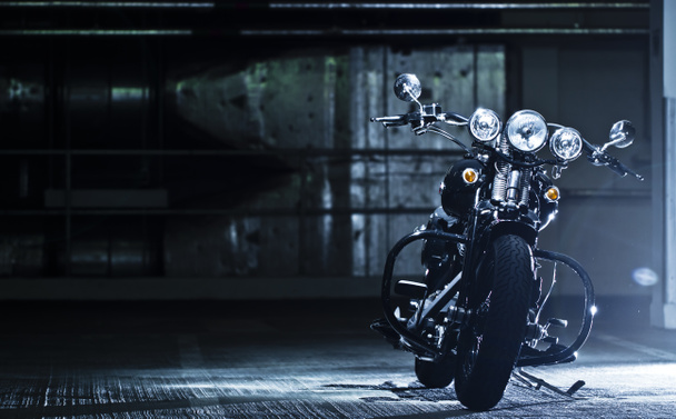 Parked motorbike - Fotografie, Obrázek