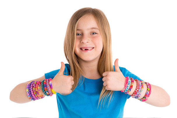 Loom rubber bands bracelets blond kid girl - Фото, зображення