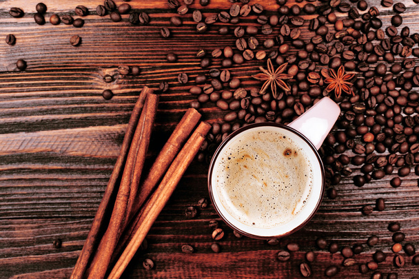 Kávé kávébab és a fahéj - Fotó, kép