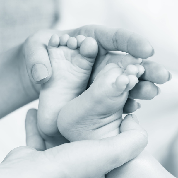 Ноги младенца
 - Фото, изображение