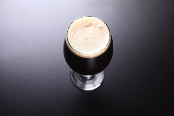 Glass of dark beer - Foto, Bild