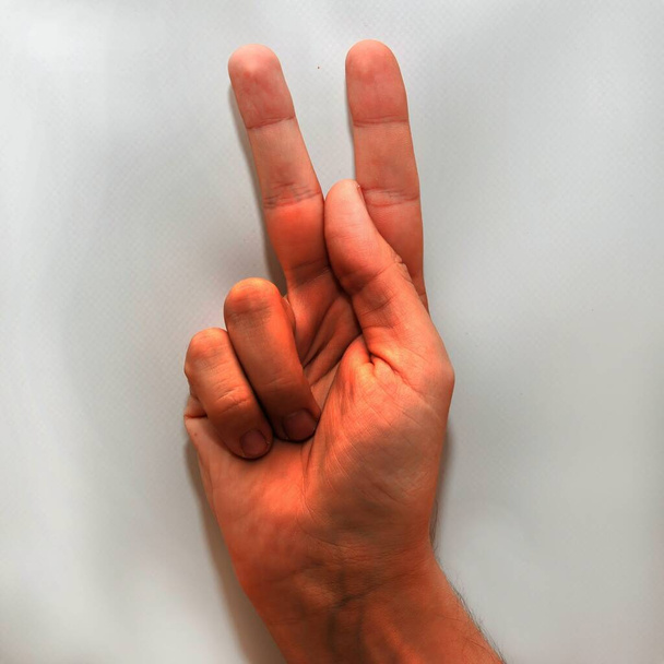 Litera K w amerykańskiego języka migowego (Asl) dla osób niesłyszących - Zdjęcie, obraz