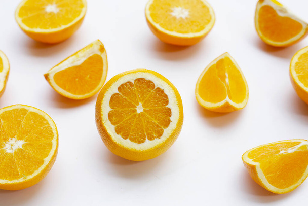 Tuoreet appelsiinihedelmät, korkea C-vitamiini - Valokuva, kuva