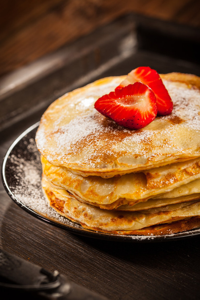 Crepes with fresh strawberries - Photo, Image