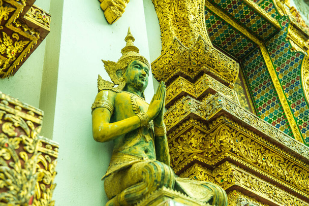 Estatua de ángel tailandés, Tailandia. - Foto, imagen
