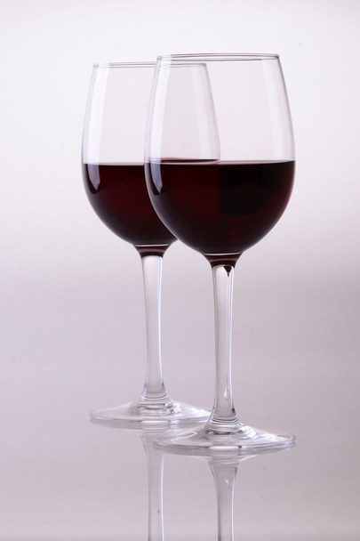 Wine glasses with red wine - Фото, зображення
