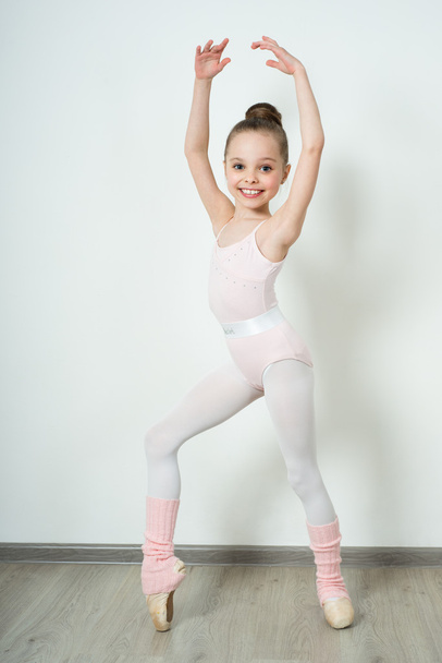 A little adorable young ballerina - Фото, зображення