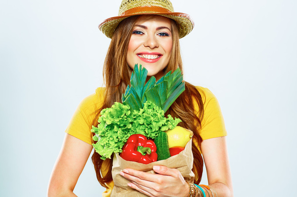 Beautiful woman with vegetables - Φωτογραφία, εικόνα