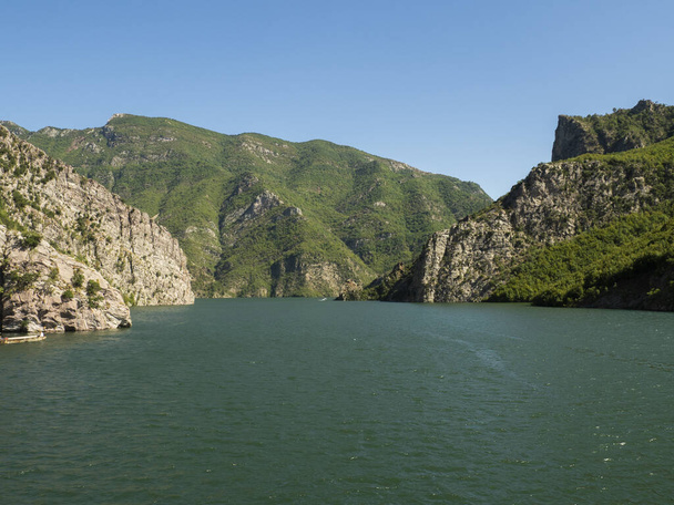Koman lake in Albania - Fotografie, Obrázek