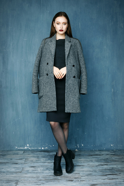 Woman wearing in coat - Fotó, kép