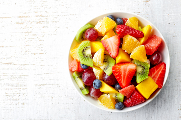 Verse fruitsalade - Foto, afbeelding