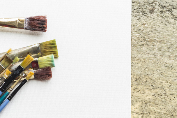 Eski sanatçı boya fırçaları - Fotoğraf, Görsel