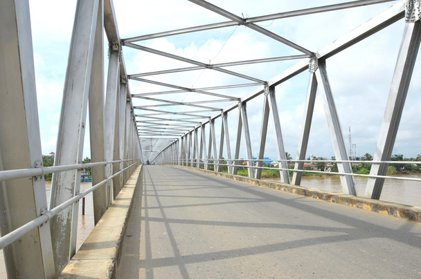 ponts en acier
 - Photo, image