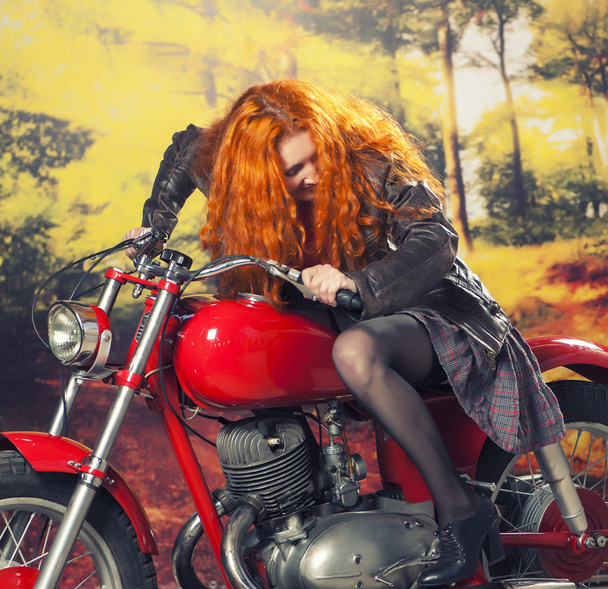 Motorkerékpár lány Redhad - Fotó, kép