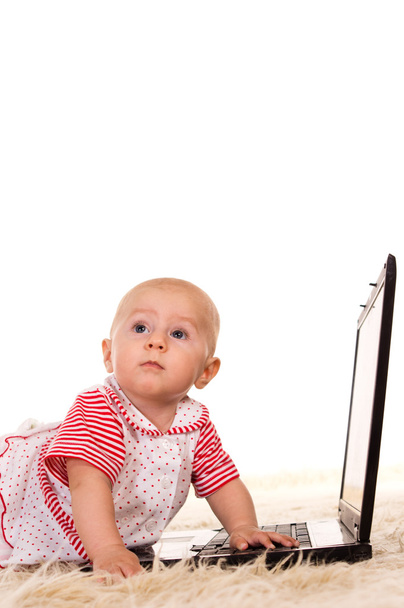 Baby with laptop - Fotoğraf, Görsel