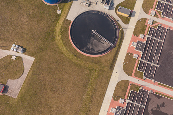 Aerial view of sewage treatment plant - 写真・画像