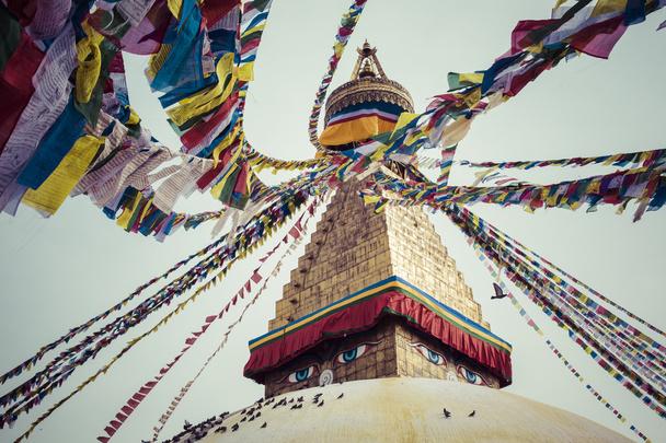 Boudhanath είναι μια βουδιστική Στούπα στο Κατμαντού, Νεπάλ. - Φωτογραφία, εικόνα