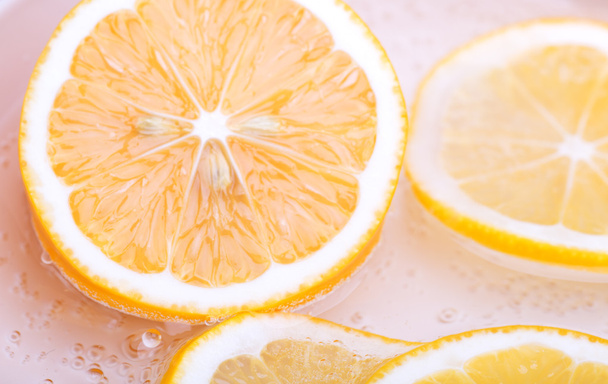 slices of lemon - Foto, afbeelding