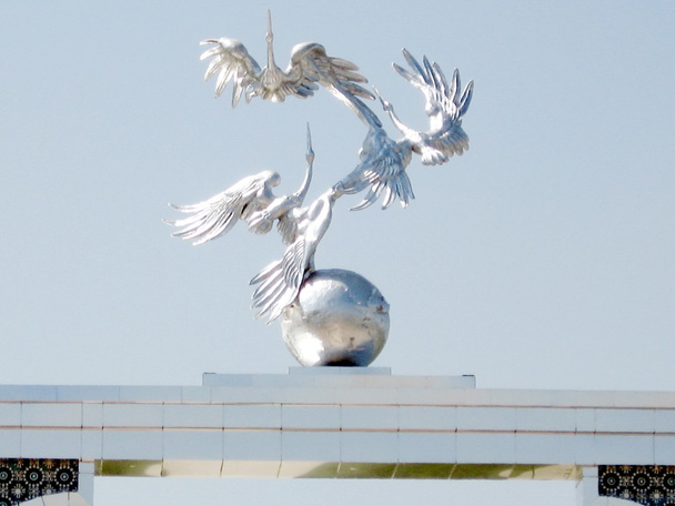 独立広場 2007年の Ezgulik アーチにタシケント彫刻 - 写真・画像