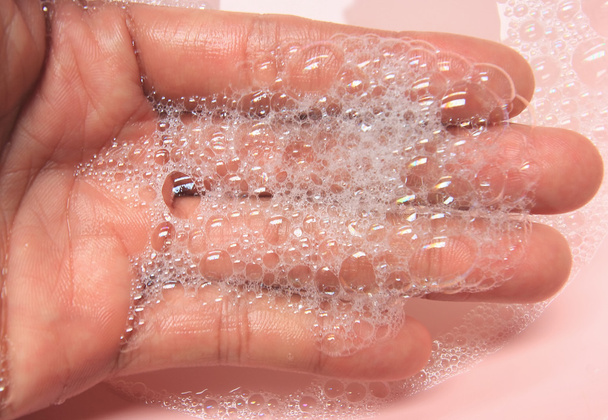 ruku v mýdlo - Fotografie, Obrázek